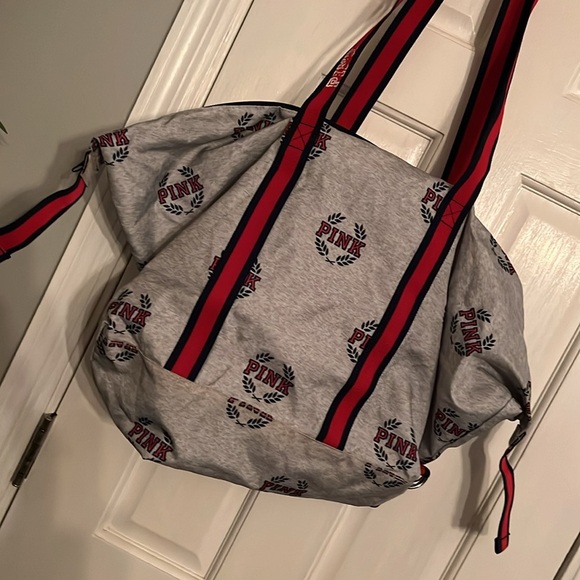 Pink by Victoria’s Secret duffel bag - Picture 2 of 9